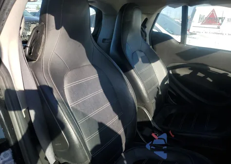 2016 Smart Fortwo z USA, uszkodzony, nr VIN WMEFJ5DA3GK066971